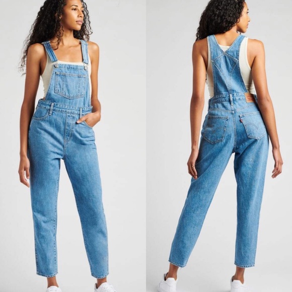 Nwt Levis Womens Tapered Overalls In 
